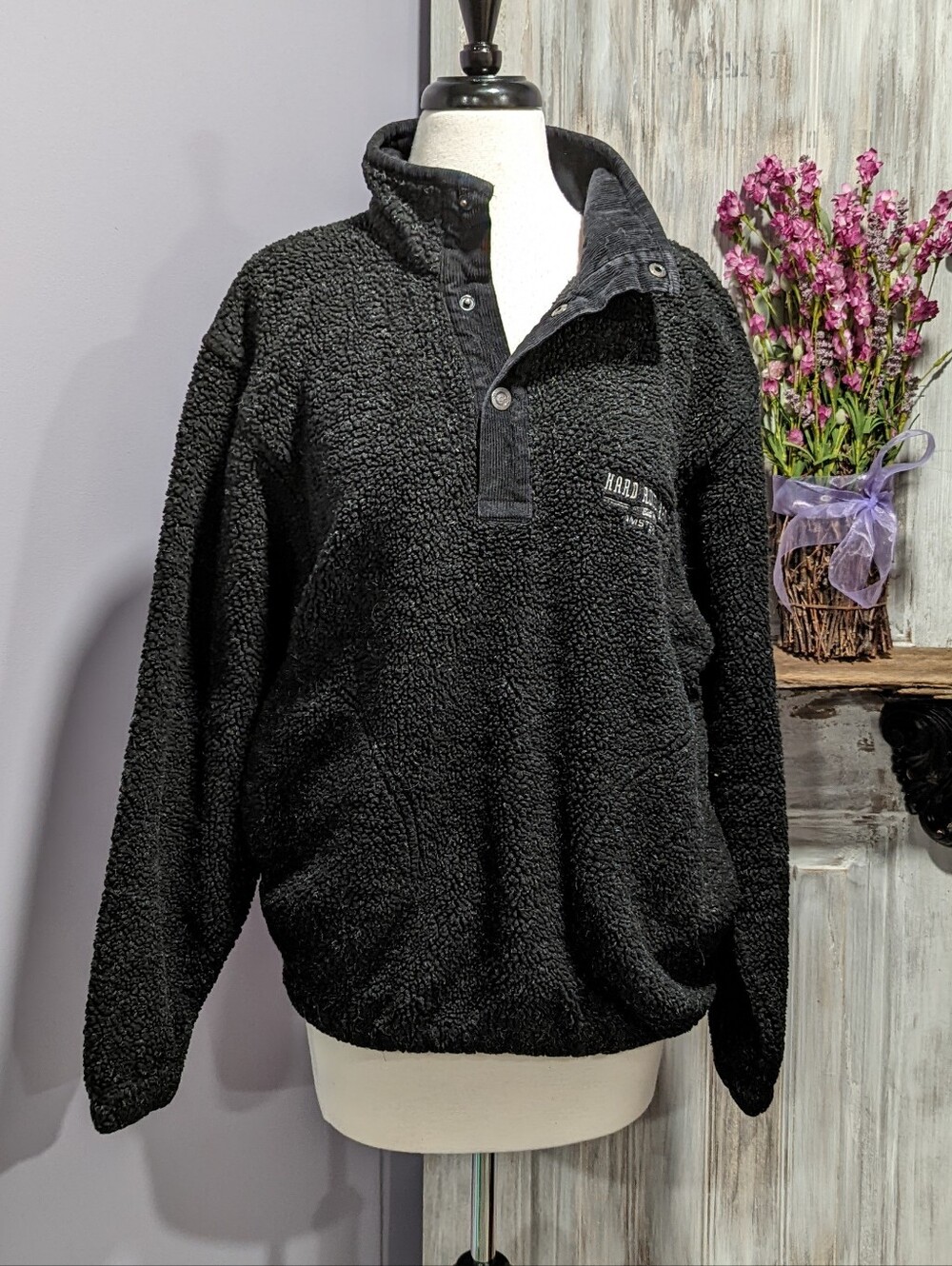 Hard Rock Cafe Amsterdam Black Sherpa Pullover